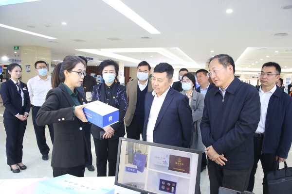 新疆生产建设兵团到济南市行政审批服务局考察调研